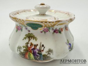Чернильница Галантные сцены. Тюрингия, 18 век. Фарфор, роспись.