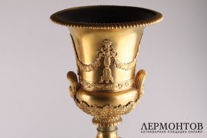 Парные вазы в ампирном стиле. Бронза, малахит. Европа, конец 19 века.
