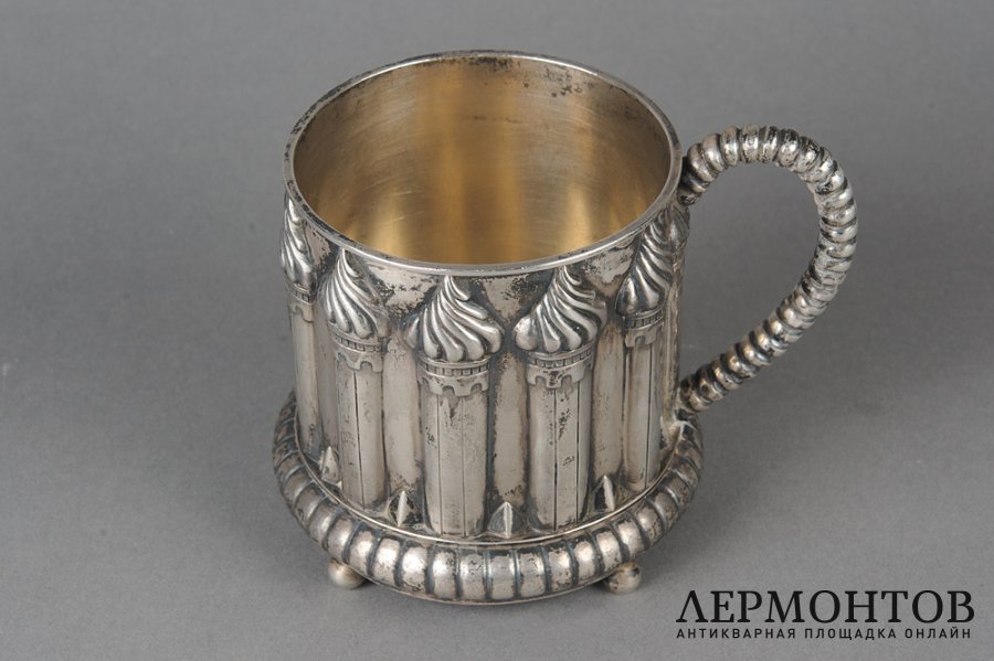 Подстаканник. Россия, мастер Иосиф Маршак, 1908-1917 гг. Серебро 84 пробы.