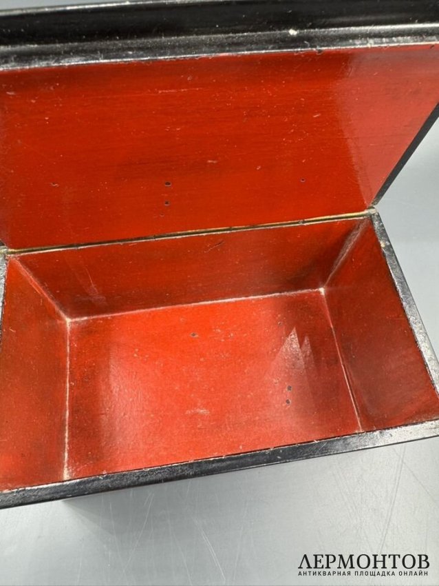 Лаковая шкатулка со сценой из сельского быта. Папье-маше, роспись, Россия, конец 19 века