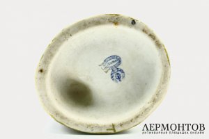 Статуэтка Малоросска. Россия, ДФЗ в Вербилках, 1920-1930-е гг. Бисквит, роспись.