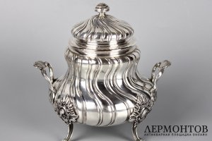 Чайный и кофейный сервиз в кофре. Bointaburet. Серебро 950 пробы. Франция, XIX в.