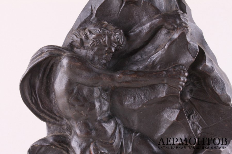Подчасник «Геркулес, разламывающий пещеру ветров». Каслинский завод, 1880-е