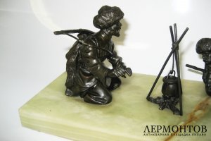 Кабинетная пластика Охотники на привале. Шпиатр. Россия, XIX век.
