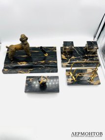 Письменный набор из 4 предметов с фигурой собаки. Waterman