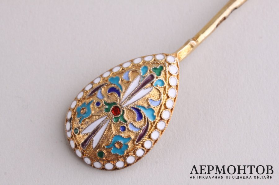 Ложка чайная. Серебро 84 пробы, эмаль, золочение. Россия, до 1917 г.