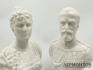 Император Николай II и Императрица Александра Федоровна. Молочное стекло.