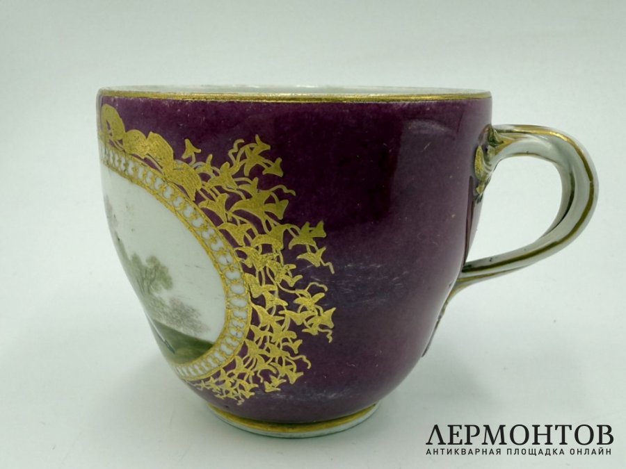 Чашка с галантной сценой. Meissen, 18 век. Фарфор, роспись.