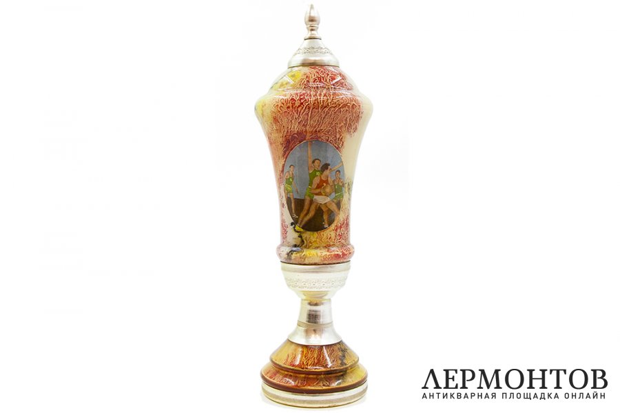 Спортивный кубок Баскетбол. СССР, 1960-1970-е гг. Стекло, латунь.