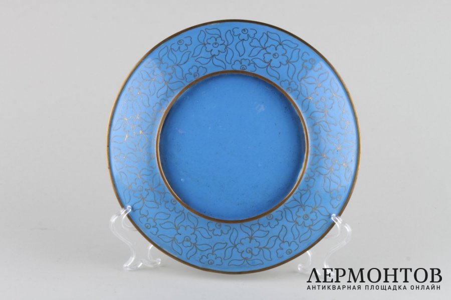 Блюдо с флоральным орнаментом. Клуазоне. Китай, 1950-70-е гг.
