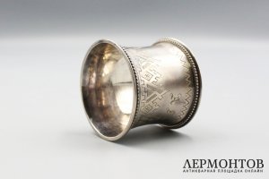 Парные кольца для салфеток в неорусском стиле. Россия, к. 19 - н. 20 в. Серебро 84.