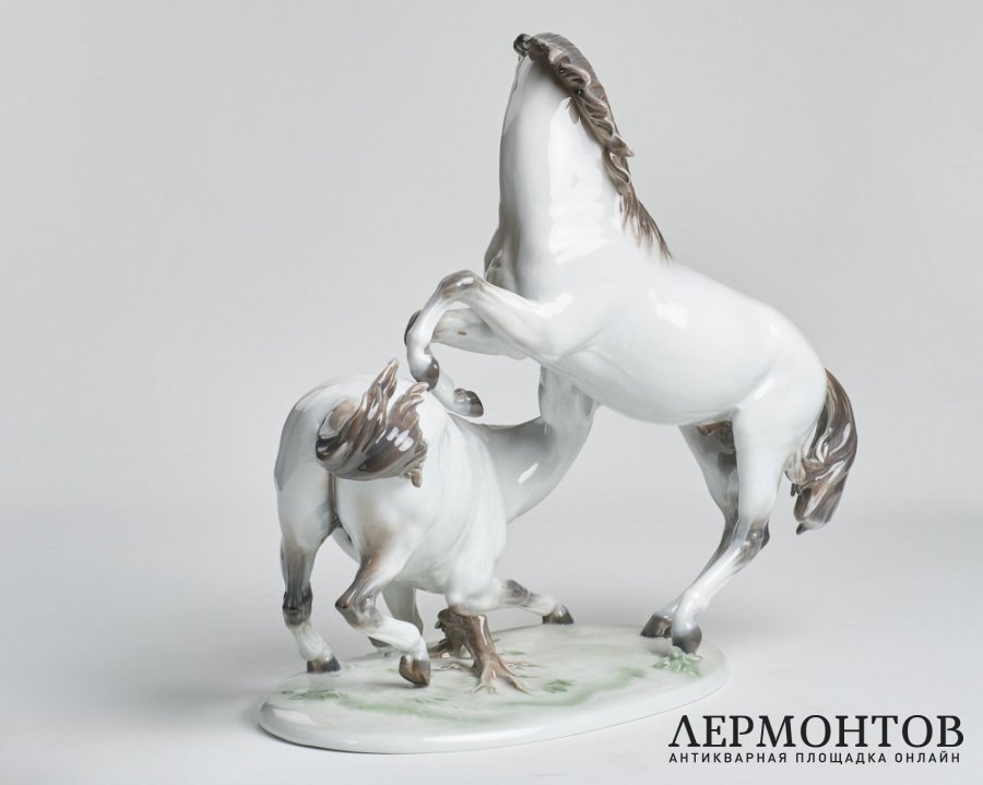 Статуэтка «Играющие жеребцы». Фарфор, Rosenthal, Германия