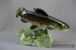 Форель. Фаянс, стекло. Европа, ХХ век.