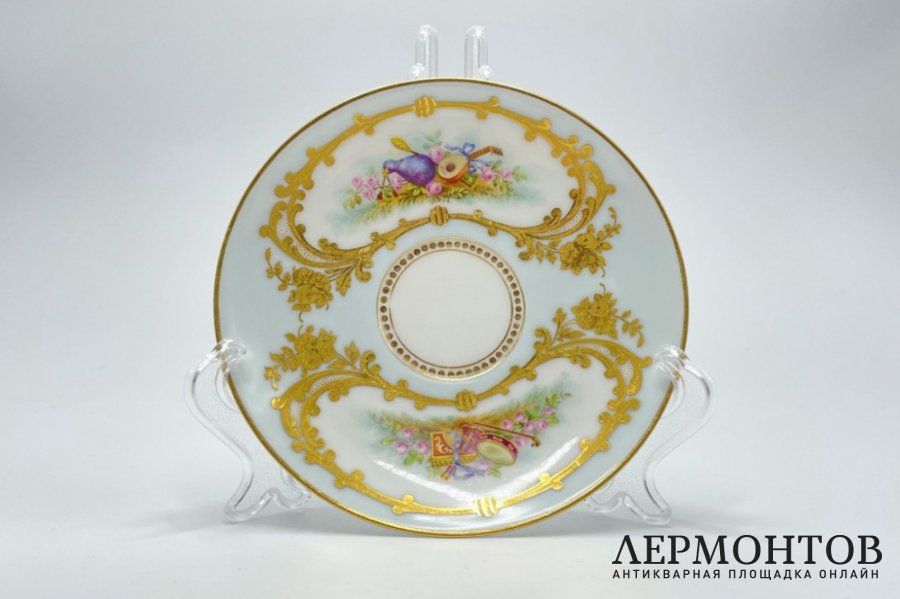 Кофейная пара. Россия, Императорский фарфоровый завод, 1860-70-е гг. Фарфор, роспись.