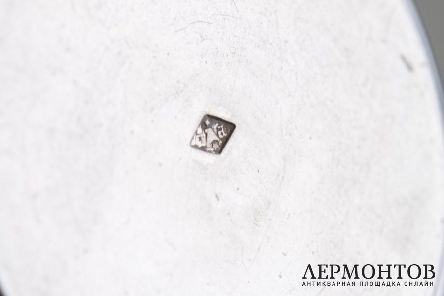 Две кофейные пары из серебра 950 пробы. Стиль ампир. Франция, XIX в.