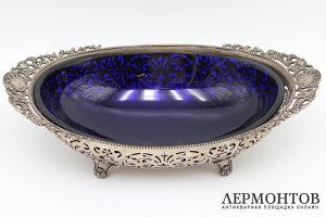 Подача. Серебро, кобальтовое стекло. США, фирма Gorham, 1890е гг.