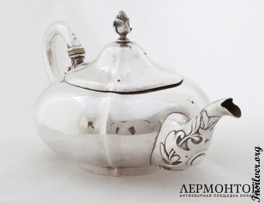 Чайник. Губкин. 1850 год. Серебро 84. Россия