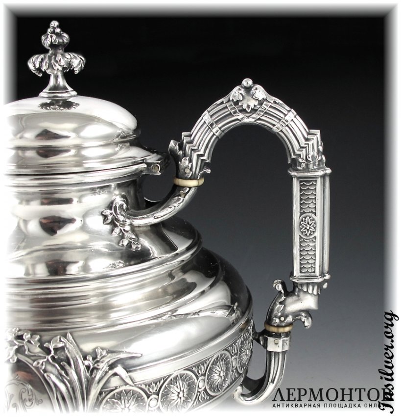 Чайный сервиз с подносом. Серебро 950. Франция
