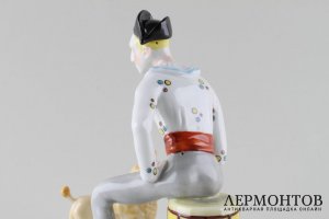 Фигурка Клоун с пуделем, сидящий на барабане, автор Kati Zorn. Фарфор. Германия