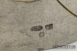 Кольцо для салфетки в стиле Модерн с цветами. Россия, 1900-е гг. Серебро 84 пробы.