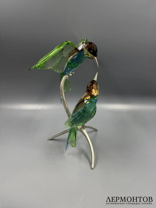 Скульптура «Пчелоеды» из коллекции «Crystal Paradise». Кристаллы, металл, Swarovski, дизайнер Heinz Tabertshofer, Австрия