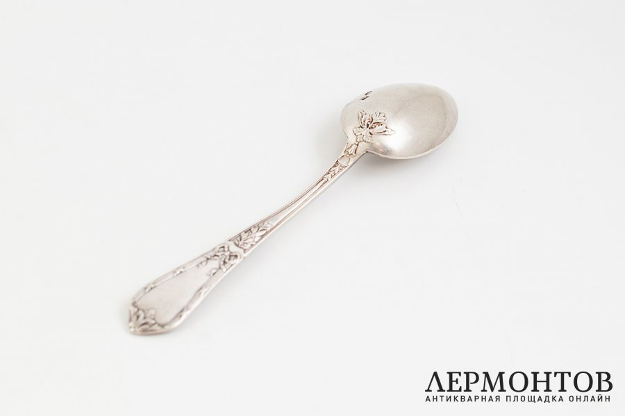 Чайные ложки 4 шт. Российская Империя, Н. Павлов, 1908-1917 гг.  Серебро 84 пробы.