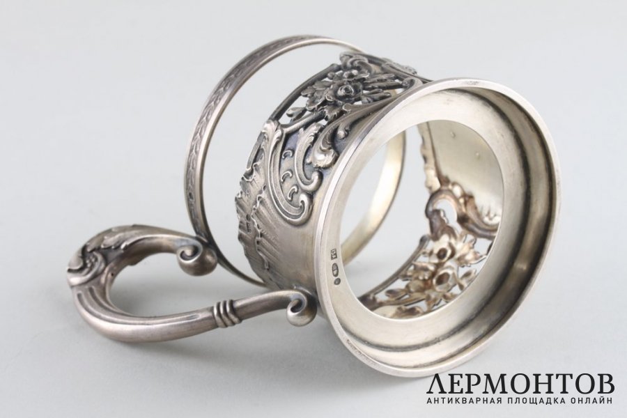 Подстаканник. 15 Артель. Серебро 84 пробы. Российская империя. 1908-1917 гг.