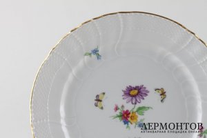 Тарелка Цветы и бабочки. Фарфор, роспись. Германия, KPM, 1943-57.