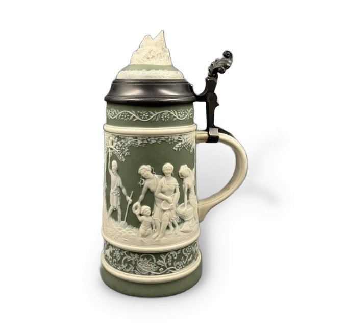 Пивная кружка «Весна». Каменная масса, олово, Villeroy & Boch, Германия, 1978 год