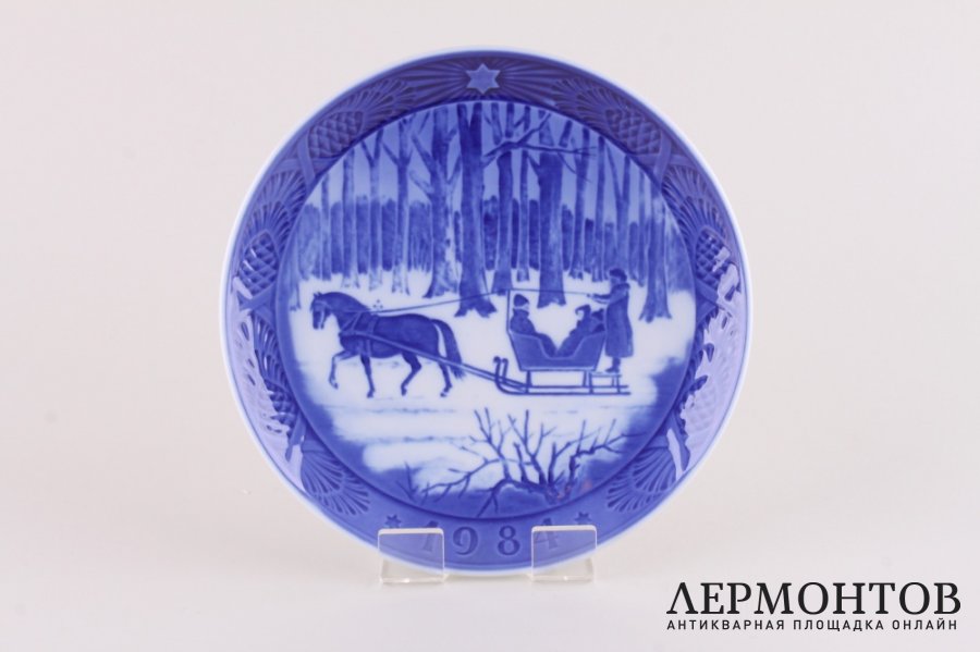 Рождественская тарелка фабрики Royal Copenhagen. Фарфор.  Дания, 1984 год.