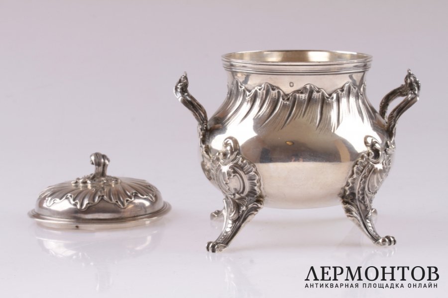 Чайный сервиз из трех предметов. Серебро 950. Франция