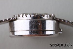 Часы женские. Швейцария, фирма Zenith, нач. 20 в. Белое золото 750 пробы, бриллианты.