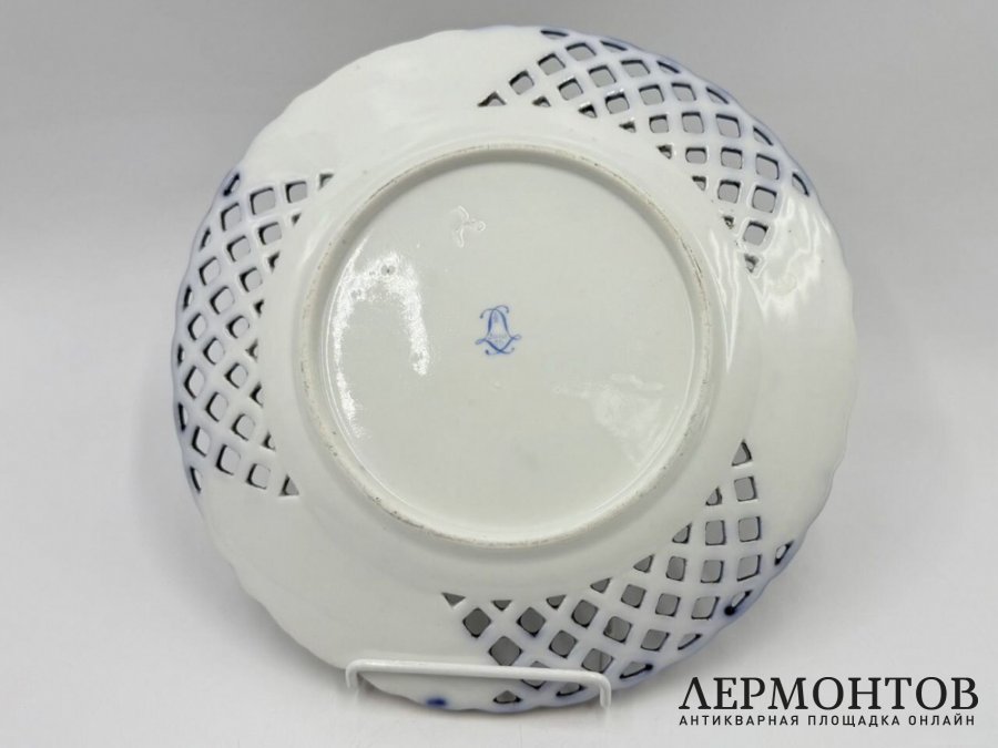 Тарелки Галантные сцены. Франция, Sevres, 19 век. Фарфор, роспись.