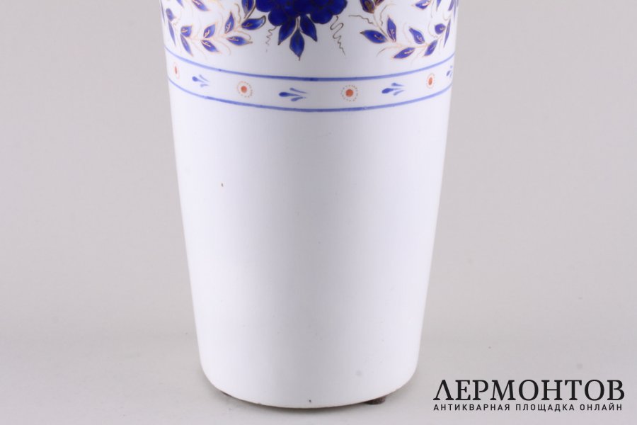 Ваза Синие цветы. Фарфор, кобальт. СССР, Кировский фаянсовый завод, 1927-35