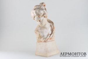 Бюст девушки в легкой накидке. Ар-нуво. Алебастр. Италия, Альфредо Нери, начало ХХ в.