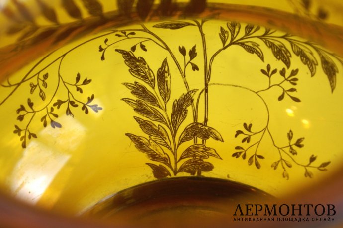 Стеклянная ваза Baccarat, к.19-н.20 вв. Бронза, золочение. Франция