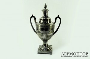 Фонтан для вина. Металл, глубокое серебрение, кость, дерево. Англия, XIX век.