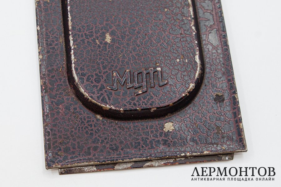 Патефон портативный Малютка. СССР, Московский патефонный завод, 1950-1956 гг. Рабочий
