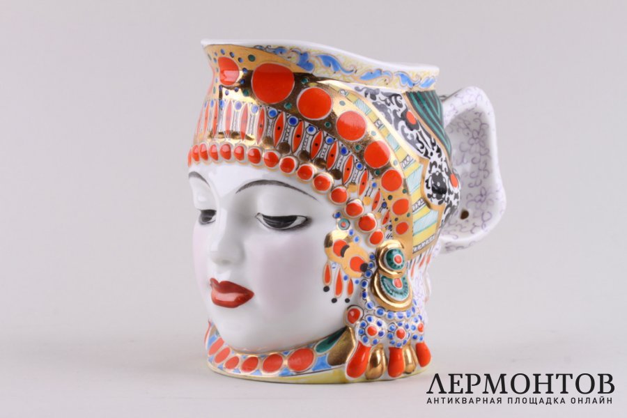 Кружка Молоко. СССР, ЛФЗ, автор модели Данько, 1960-е гг. Фарфор, роспись.