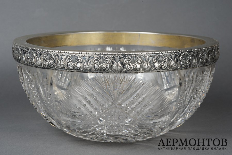 Ваза для фруктов. Россия, Вторая Московская Артель, 1908-1917-е гг. Серебро 84 пробы.