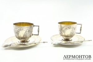 Чайные пары с цветочным декором и ложками. Россия, Москва, нач. 20 в. Серебро 84 пр.