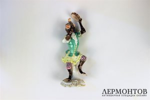 Фигурка. Обезьяна, играющая на бубне. Мейсен. Германия