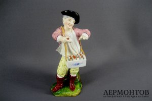 Композиция МОЛОЧНИК. Фарфор. Европа, рубеж XIX-ХХ веков.