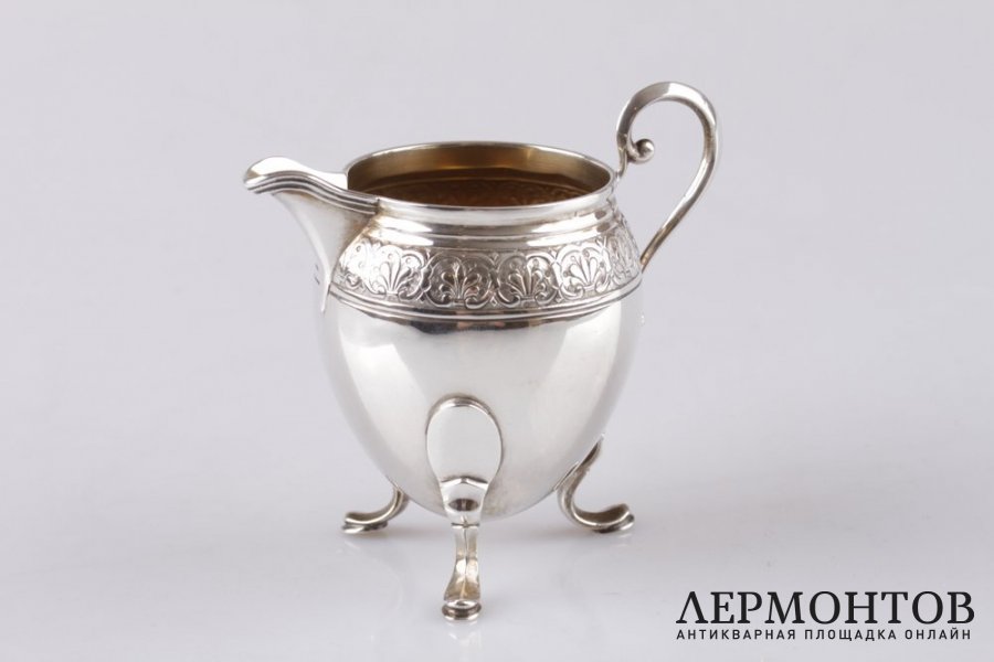 Молочник в классическом стиле. Серебро 800 пробы. Европа