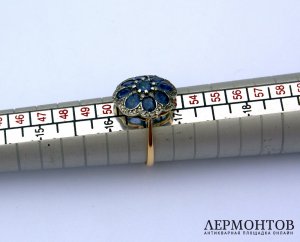 Золотое кольцо с сапфирами и бриллиантами, 750 проба
