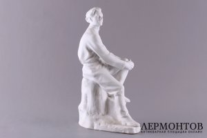 Статуэтка Максим Горький. Фарфор. СССР, ЛФЗ. 1950-е.