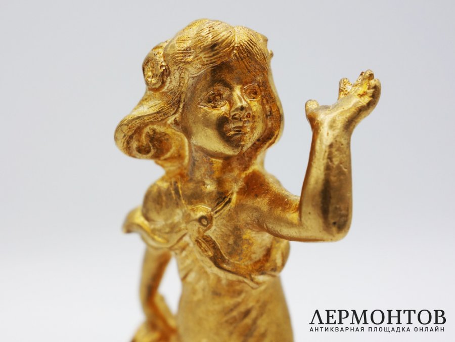 Статуэтка миниатюрная Девочка в стиле Модерн. Австрия, 1900-е гг.