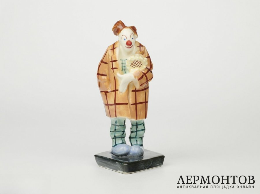 Статуэтка «Клоун с цветком». Ditmar-Urbach, Чехословакия, 1930 год
