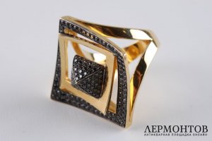 Кольцо с черными бриллиантами, бренд MELEKKIS. Золото.
