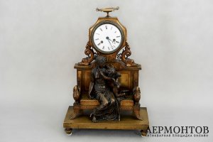 Каминные часы. Бронза. Франция, начало XIX века.